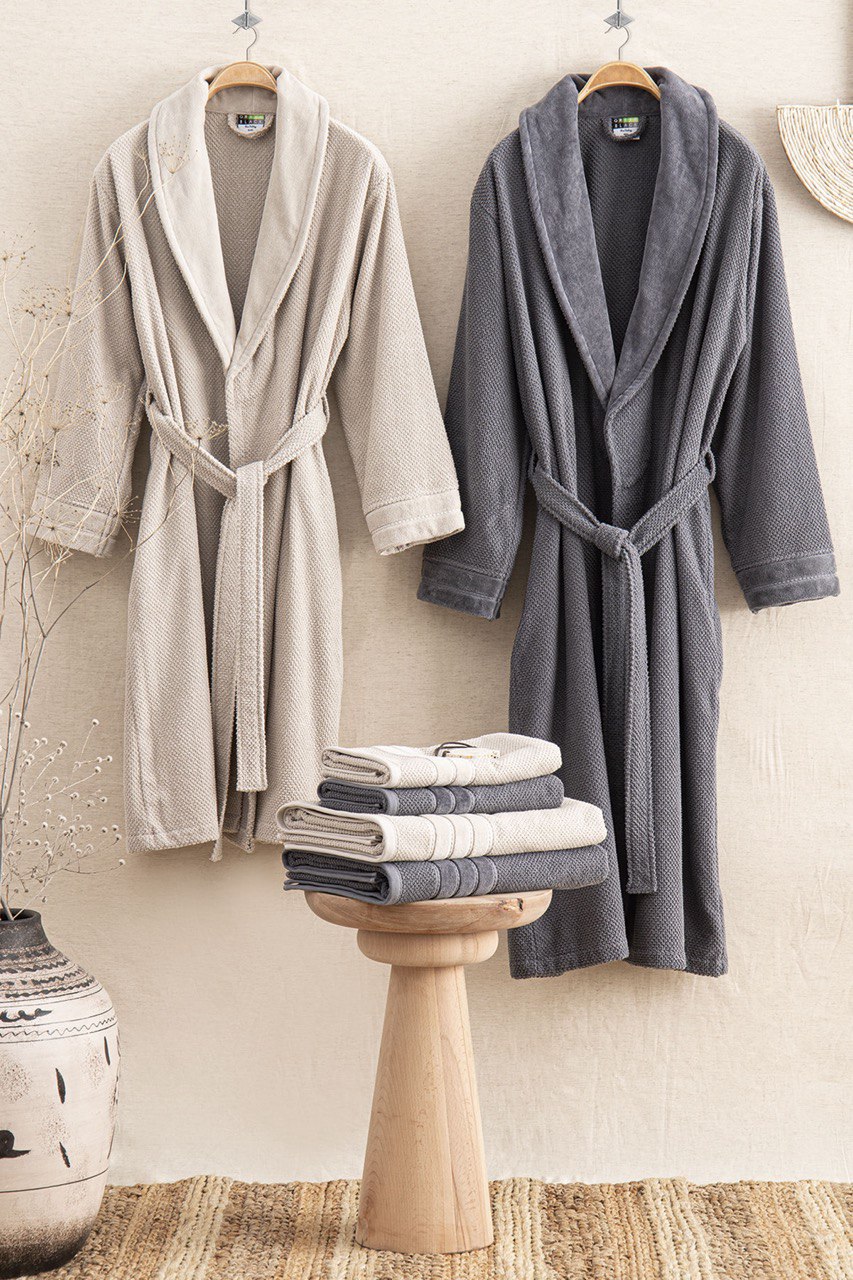 Naiste hommikumantlid