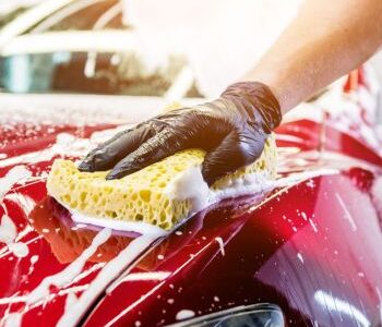 Auto sise- ja välipesu autosalongis DavMar Detailing