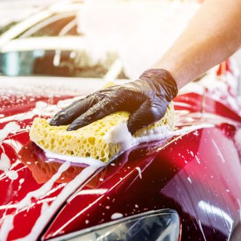 Auto sise- ja välipesu autosalongis DavMar Detailing