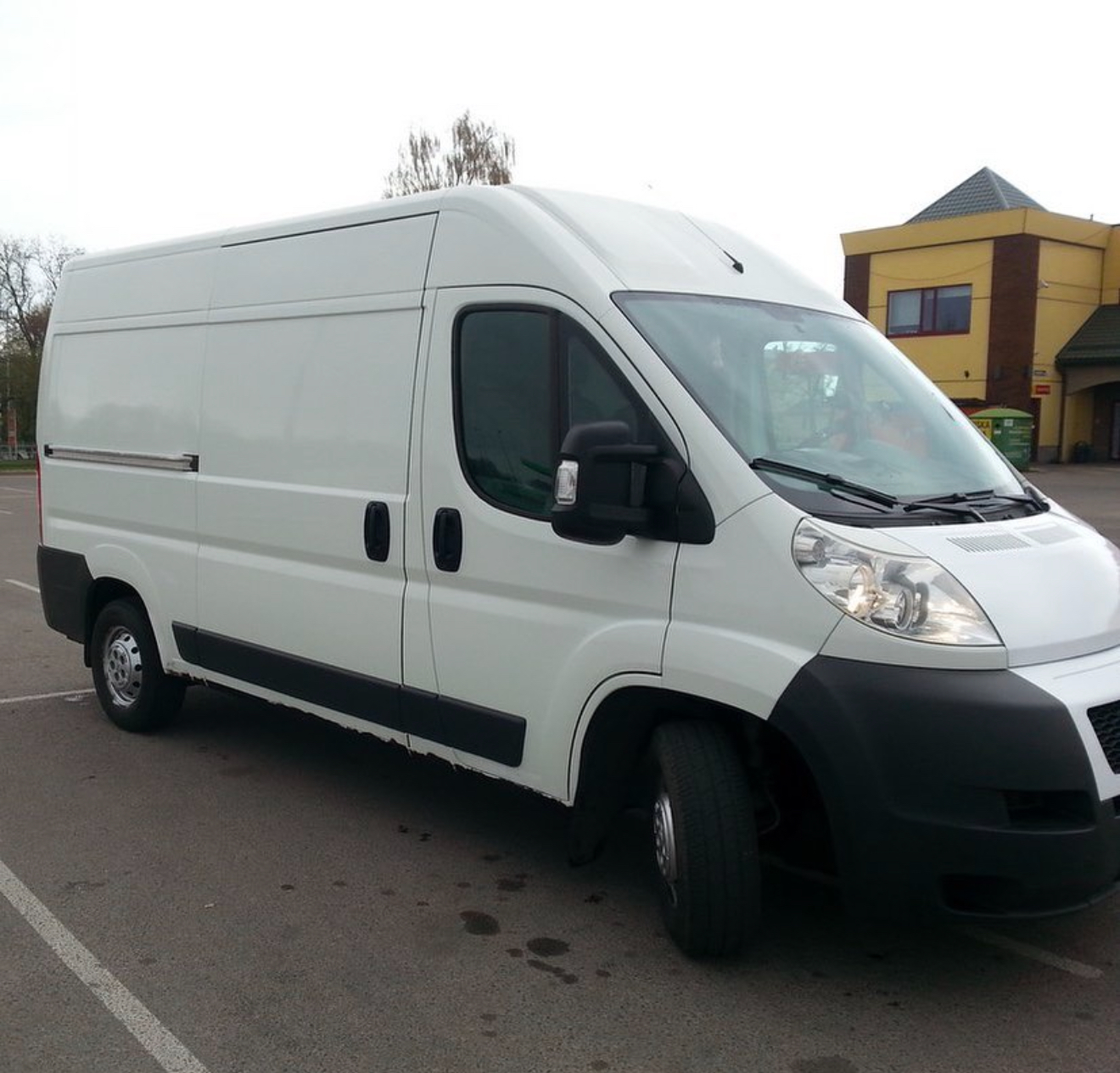 Грузоперевозки/ Вывоз и утилизация мусора,мебели, техники