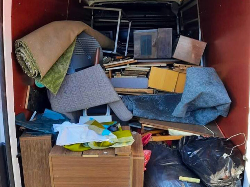 Грузоперевозки/ Вывоз и утилизация мусора,мебели, техники