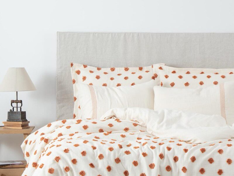 Musliinist voodipesu