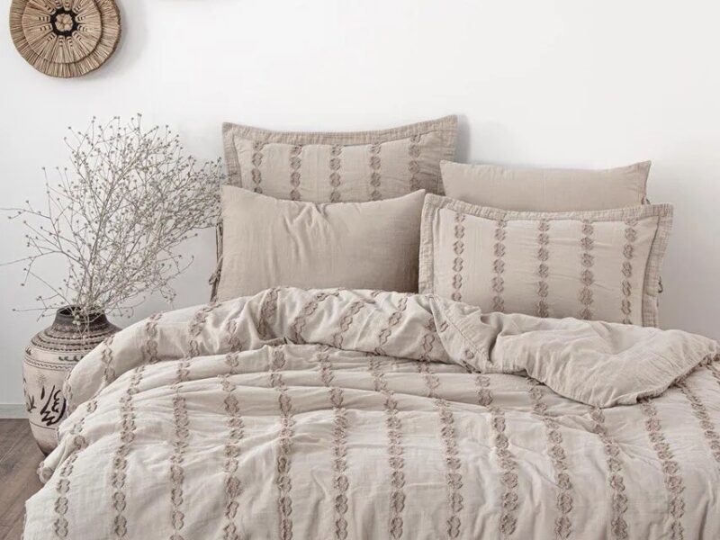 Musliinist voodipesu