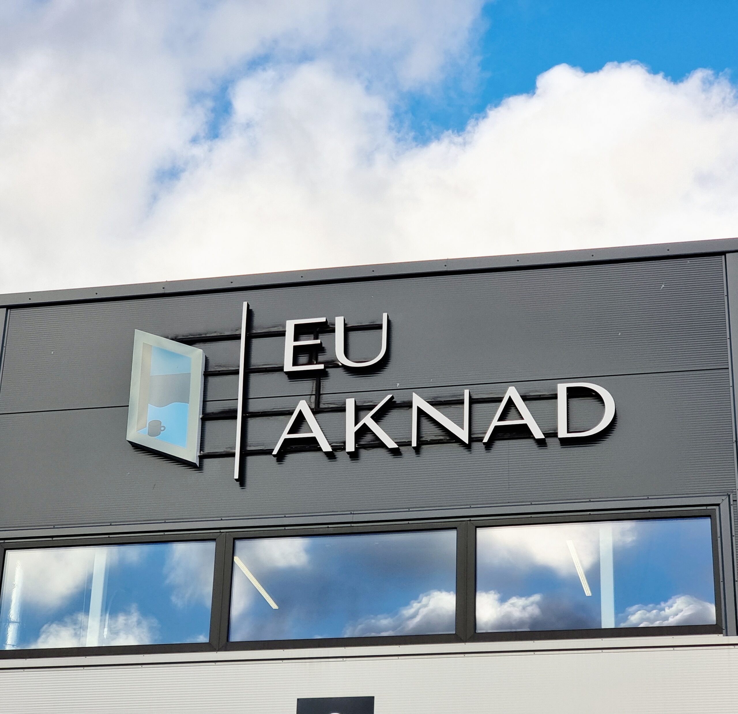 EU Aknad – Parim lahendus teie akendele ja ustele Eestis!