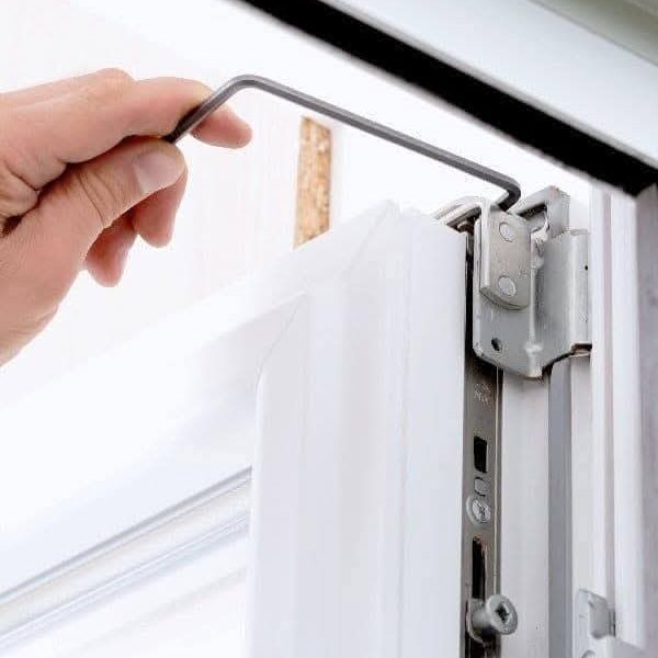 PVC AKENDE HOOLDUS JA PARANDUS