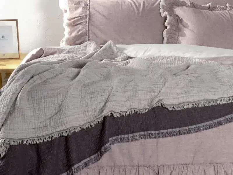 Pleedid ja voodikatted (musliin)