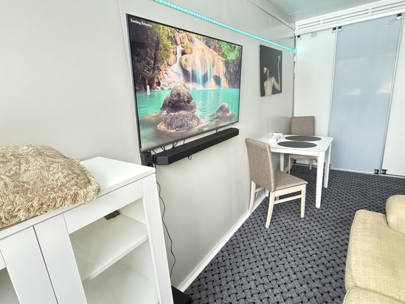 Müüa täiesti kasutusvalmis soojak/elamuhaagis!