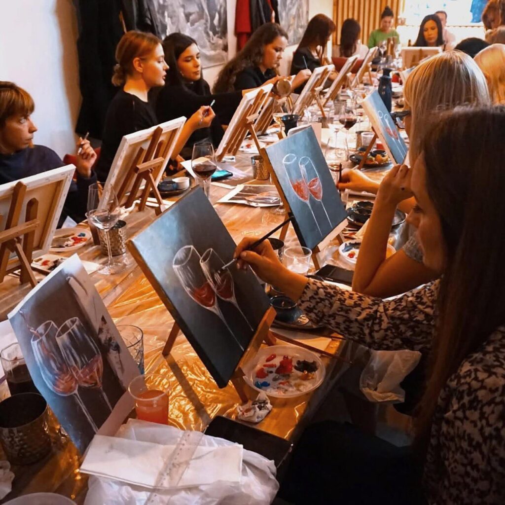 Miks maalimine on kasulik lastele — ja täiskasvanutele